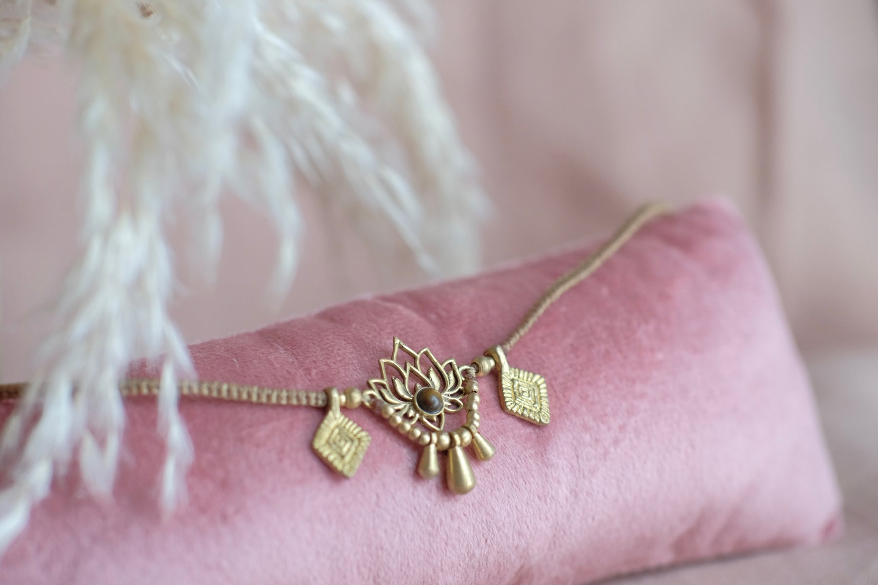 • Collana Lotus - Occhio di tigre •