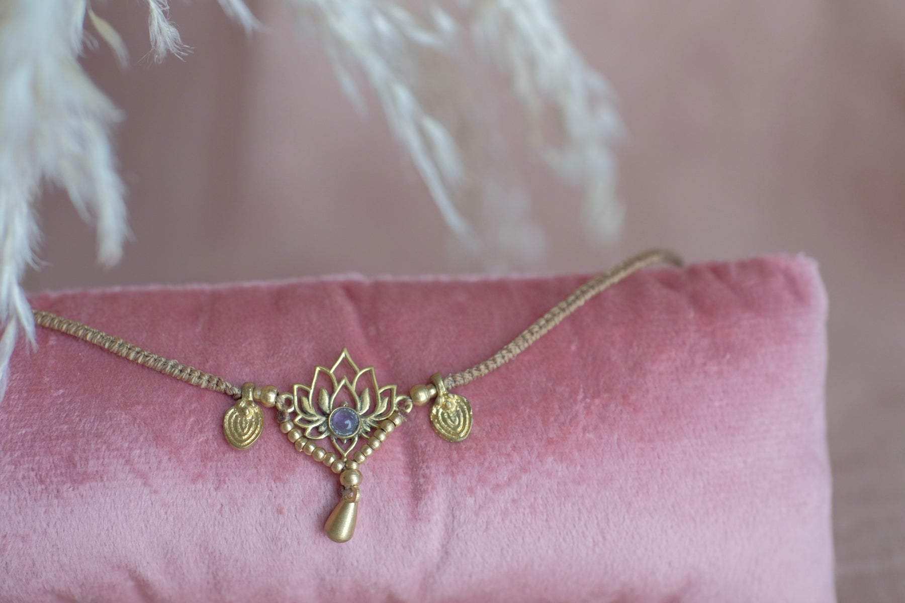 • Collana Lotus - Ametista •